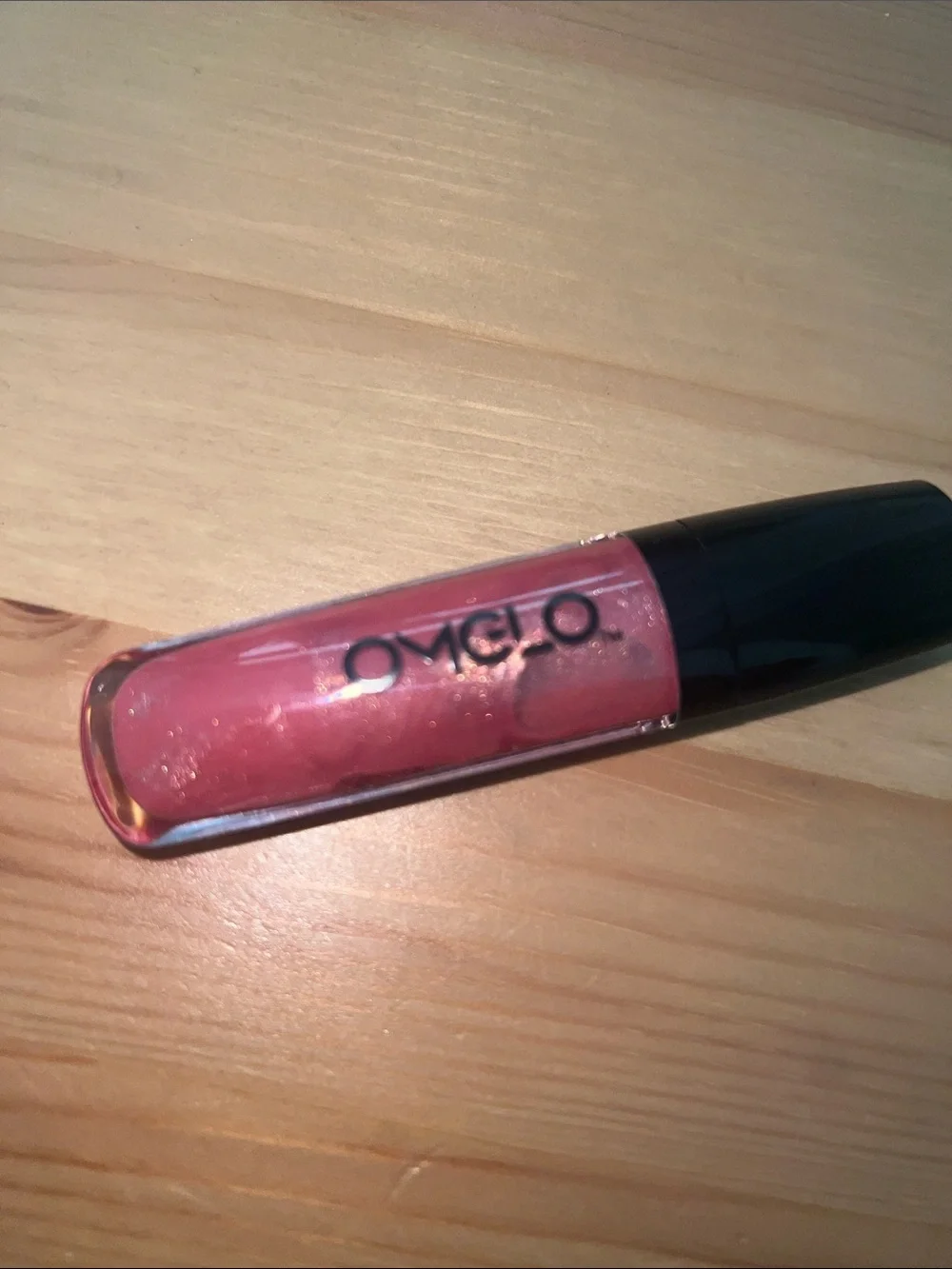 Omglo Cosmetics lip gloss in pink
